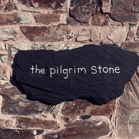 The Pilgrim Stone - Vegan B&B Rabanal del Camino Esterno foto