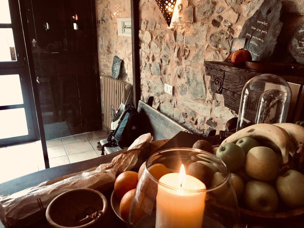 The Pilgrim Stone - Vegan B&B Rabanal del Camino Esterno foto