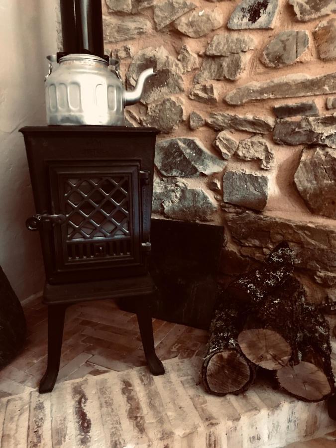 The Pilgrim Stone - Vegan B&B Rabanal del Camino Esterno foto